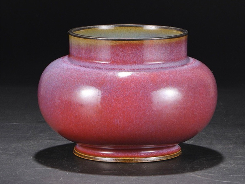 北宋钧窑葡萄红釉银口宫廷御用苹果尊