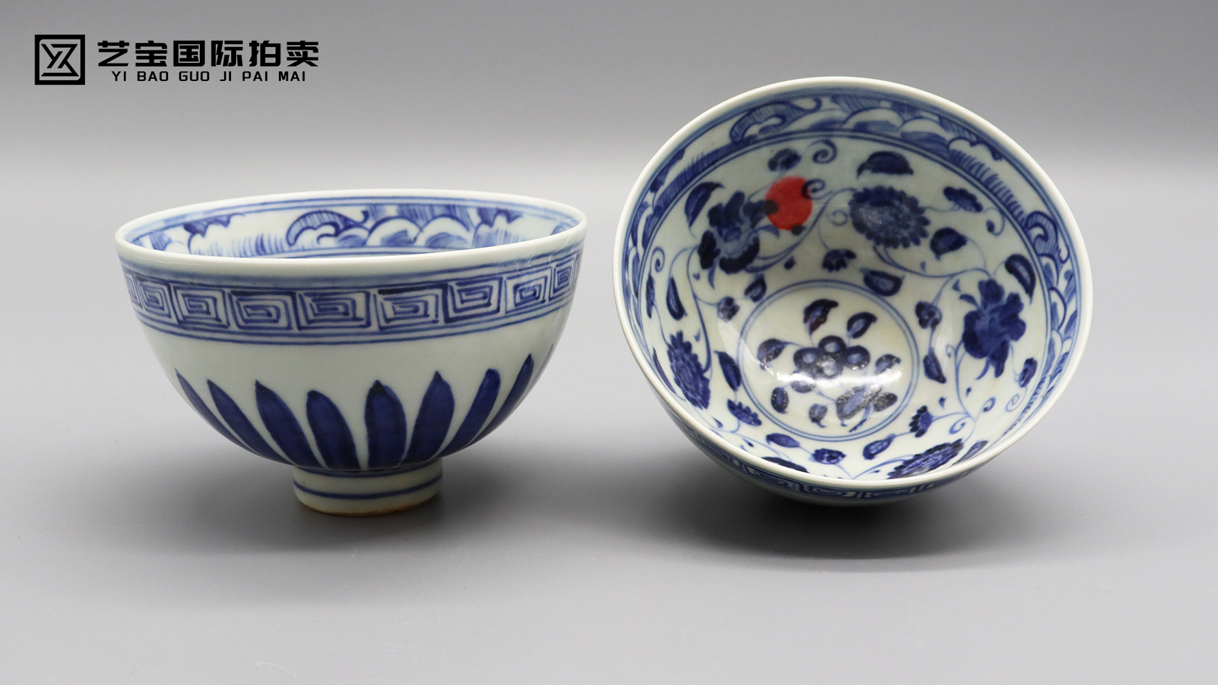 明永乐青花菊瓣鸡心碗：古韵流转，青花绝唱