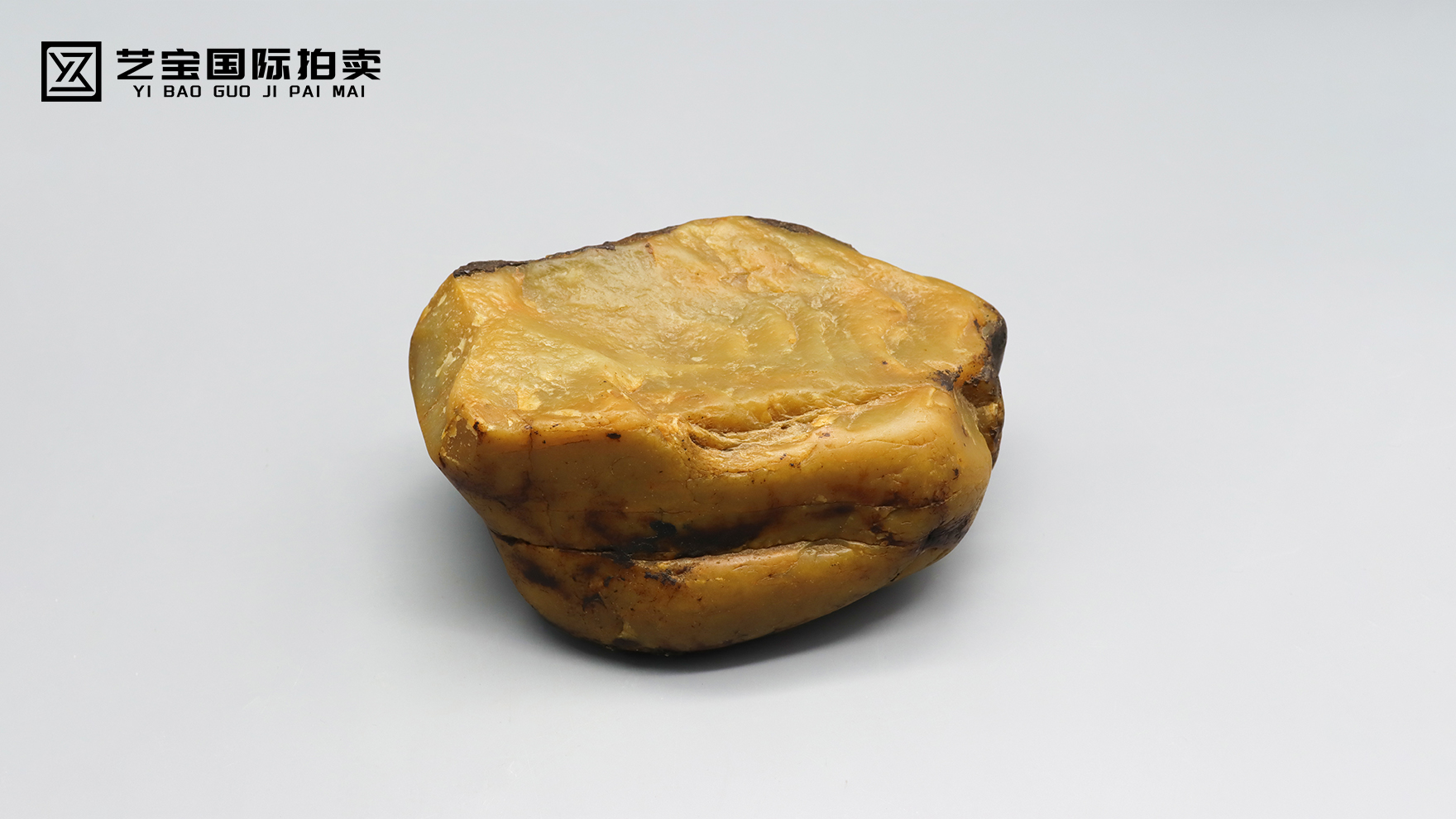 戈壁玉原石：藏着旷野气韵的天然玉料将登拍卖