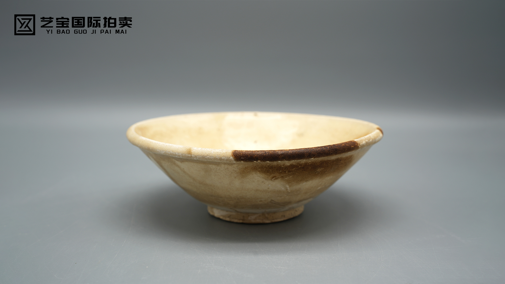 明越窑秘色瓷盏