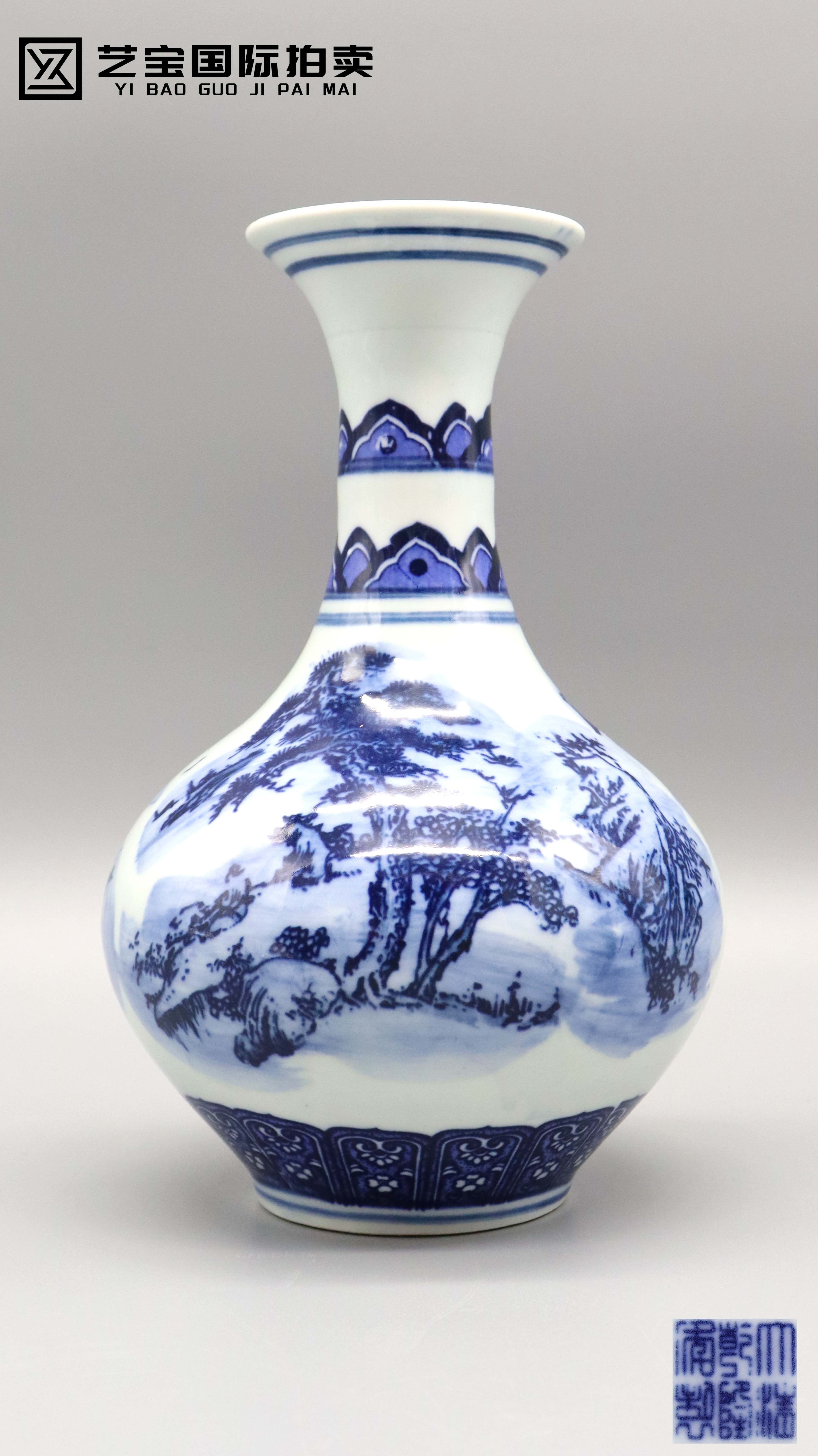 清乾隆 青花山水玉堂春瓶 精品.jpg
