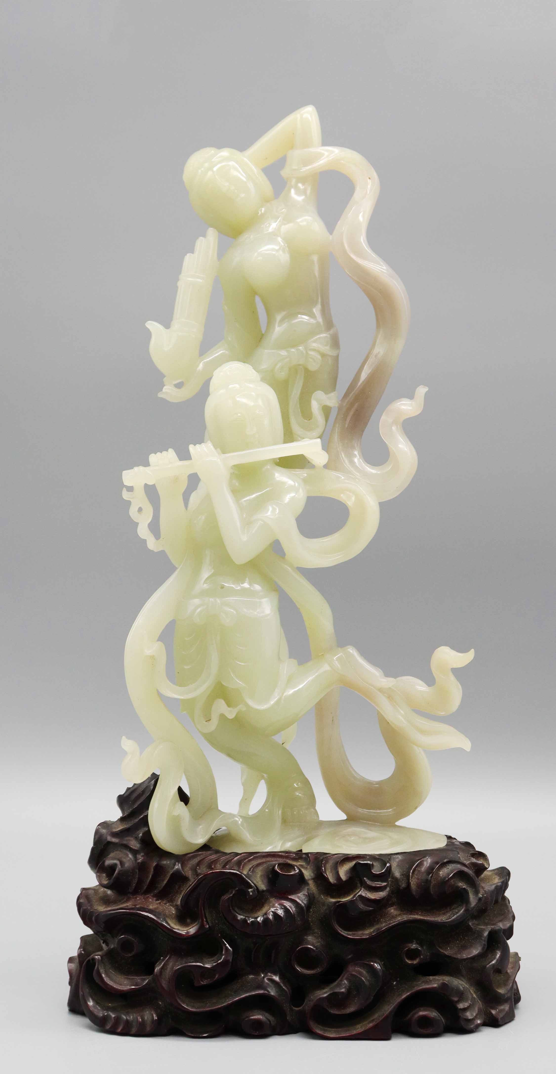 白玉雕刻摆件 精品场.jpg