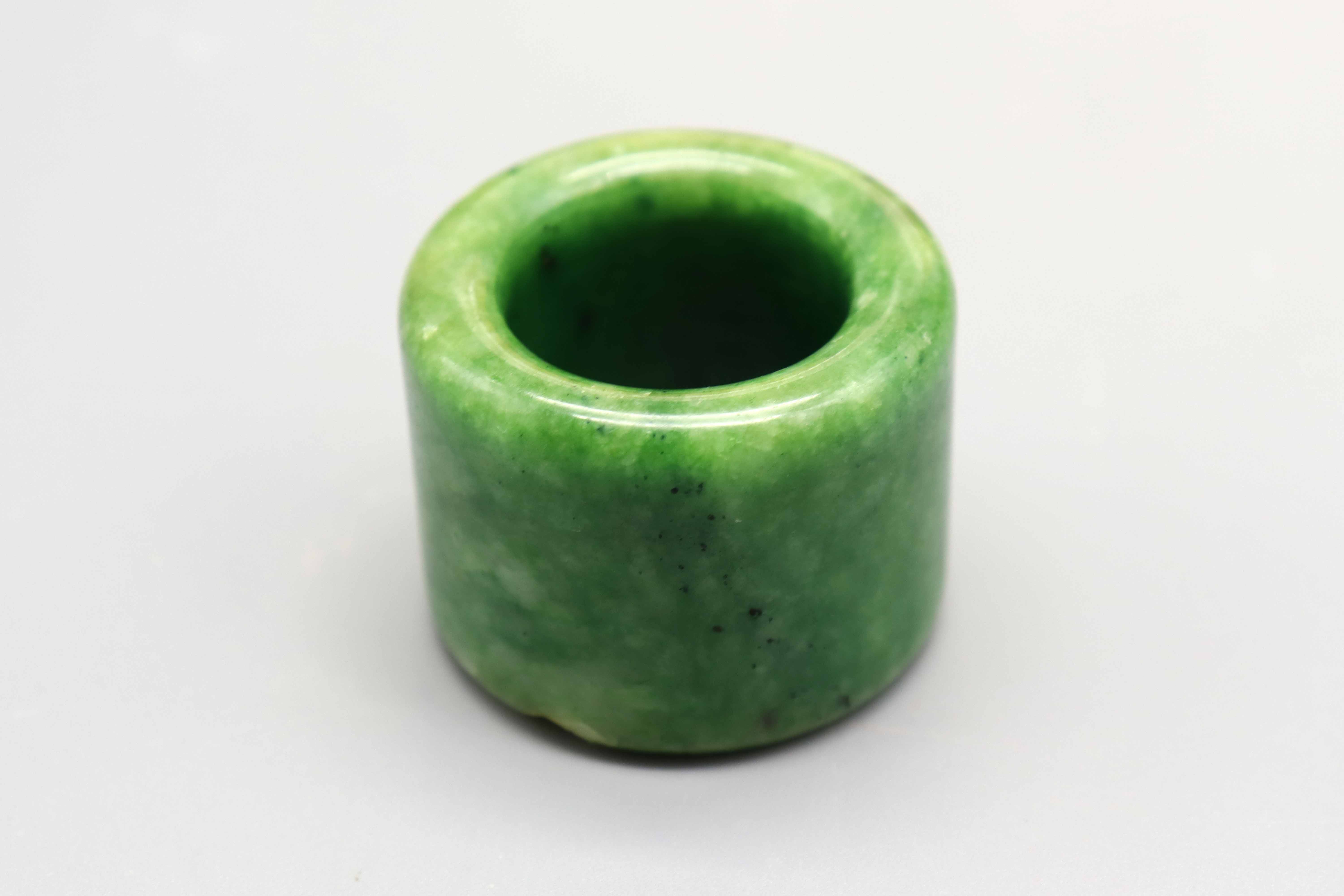 清 翡翠扳指 精品场.jpg