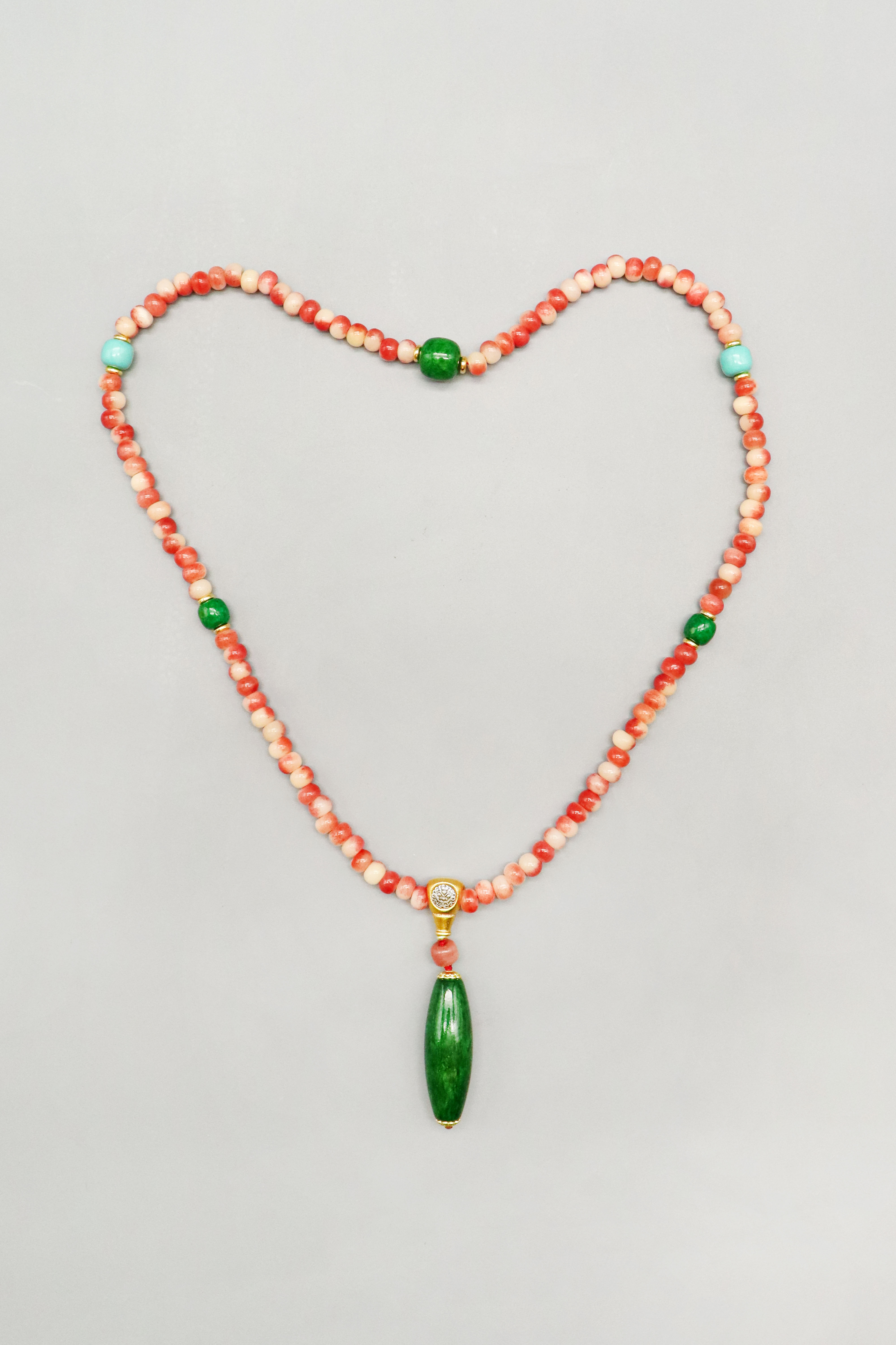 1125-珊瑚串金银翡翠项链-王秀香.jpg