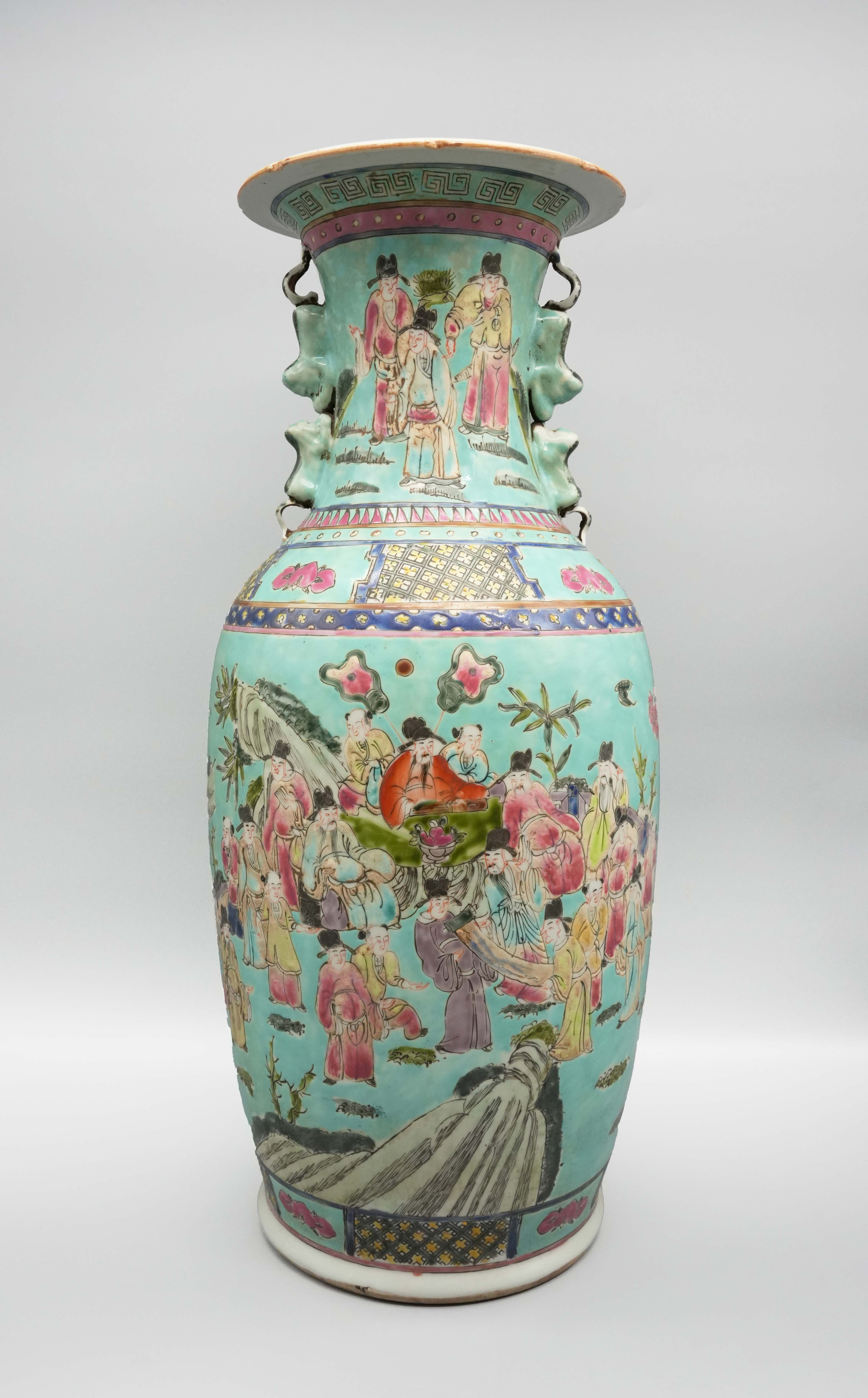 1127-清同治松石绿地粉彩群仙祝寿图双耳尊-江淑彦.jpg